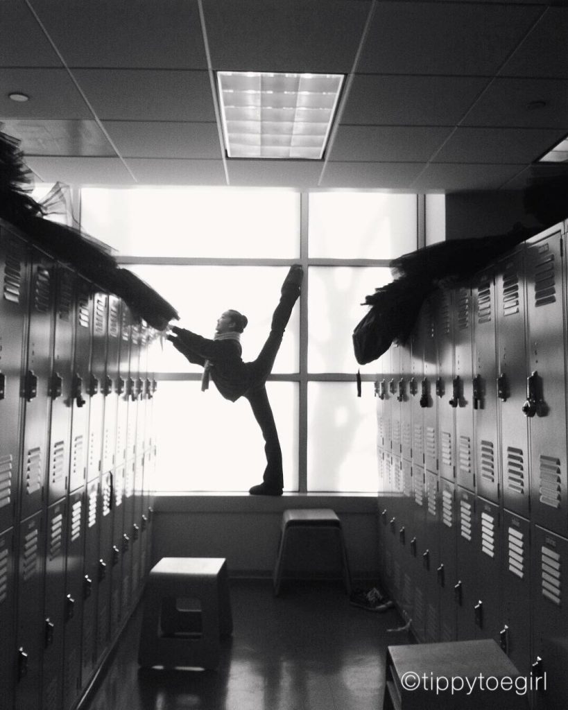 10 Ballet FAQs From TippyToeGirl - arabesque in the locker room